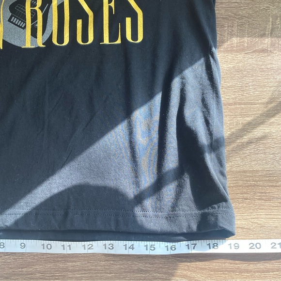 EUC Hard Rock 'N Roses Souvenir Tee Shirt - Unisex Black Size Med Bella+Canvas - Picture 7 of 7